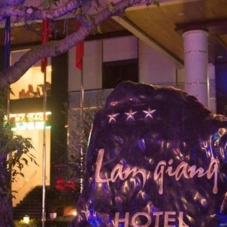 Lam Giang Hotel Vinh Eksteriør billede