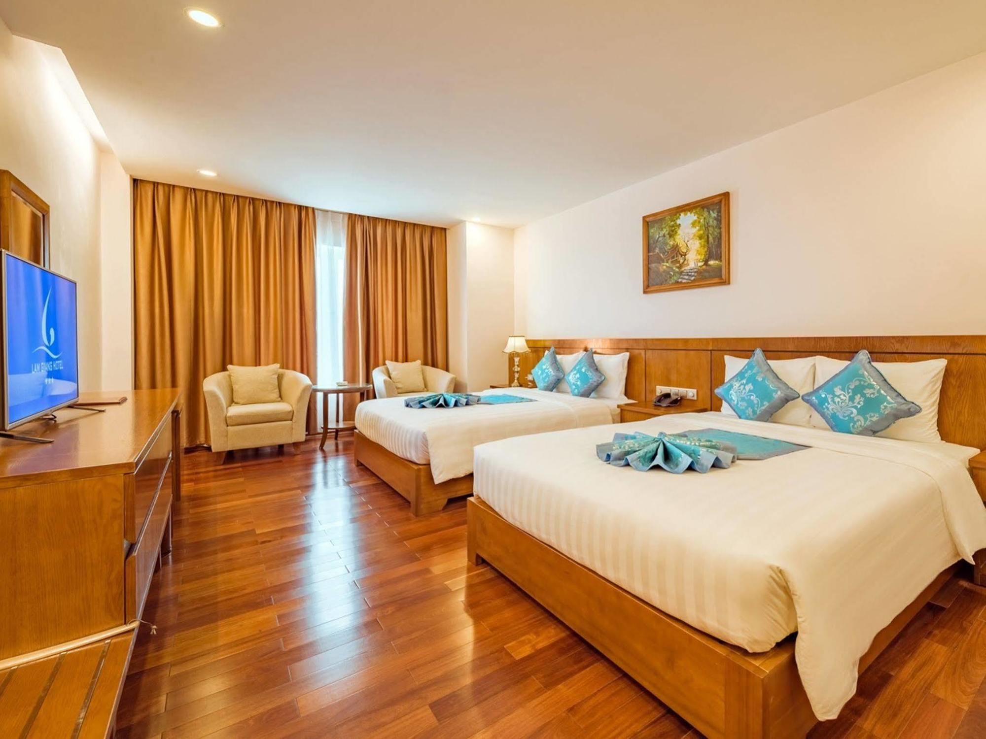 Lam Giang Hotel Vinh Eksteriør billede