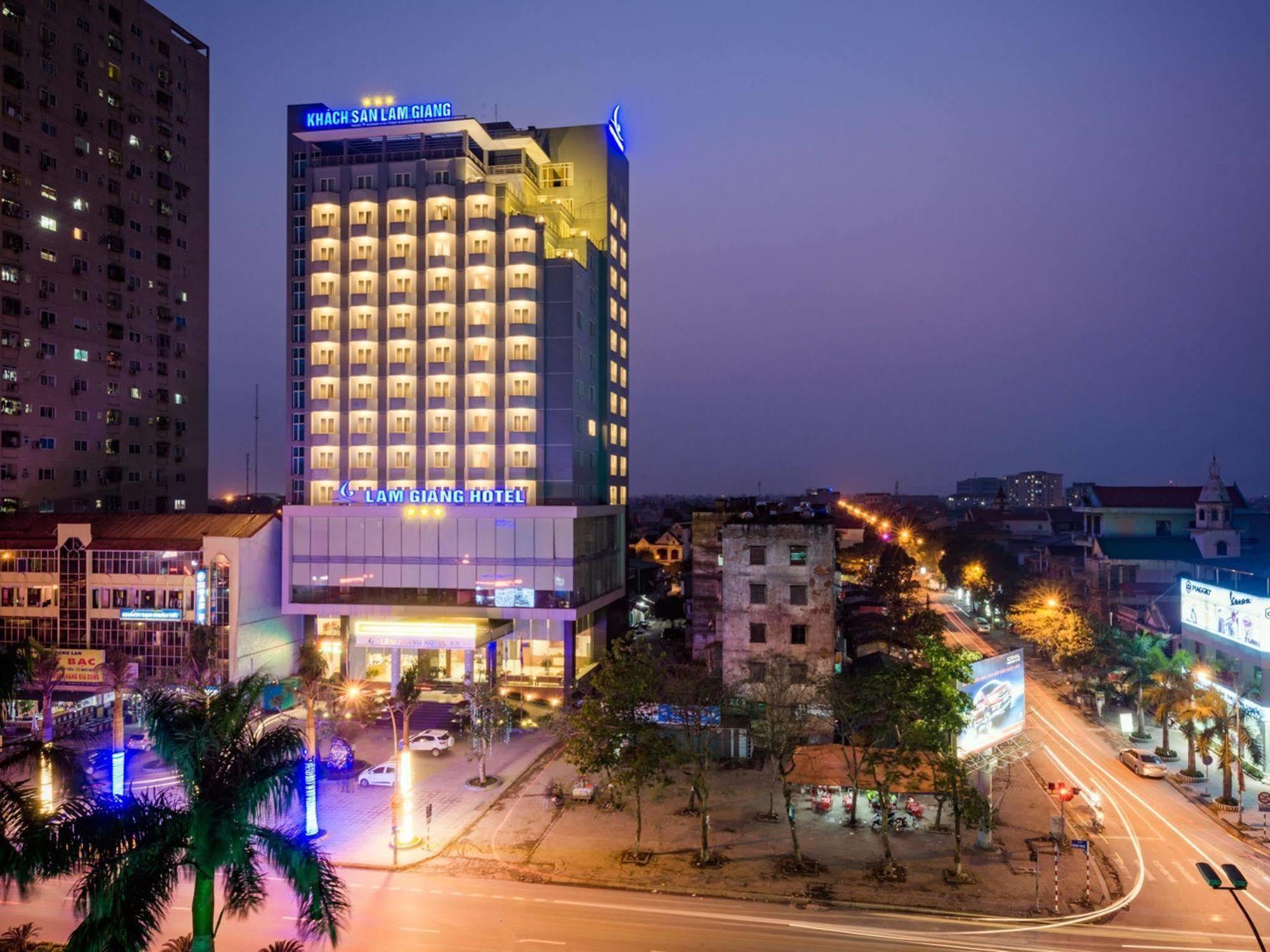 Lam Giang Hotel Vinh Eksteriør billede