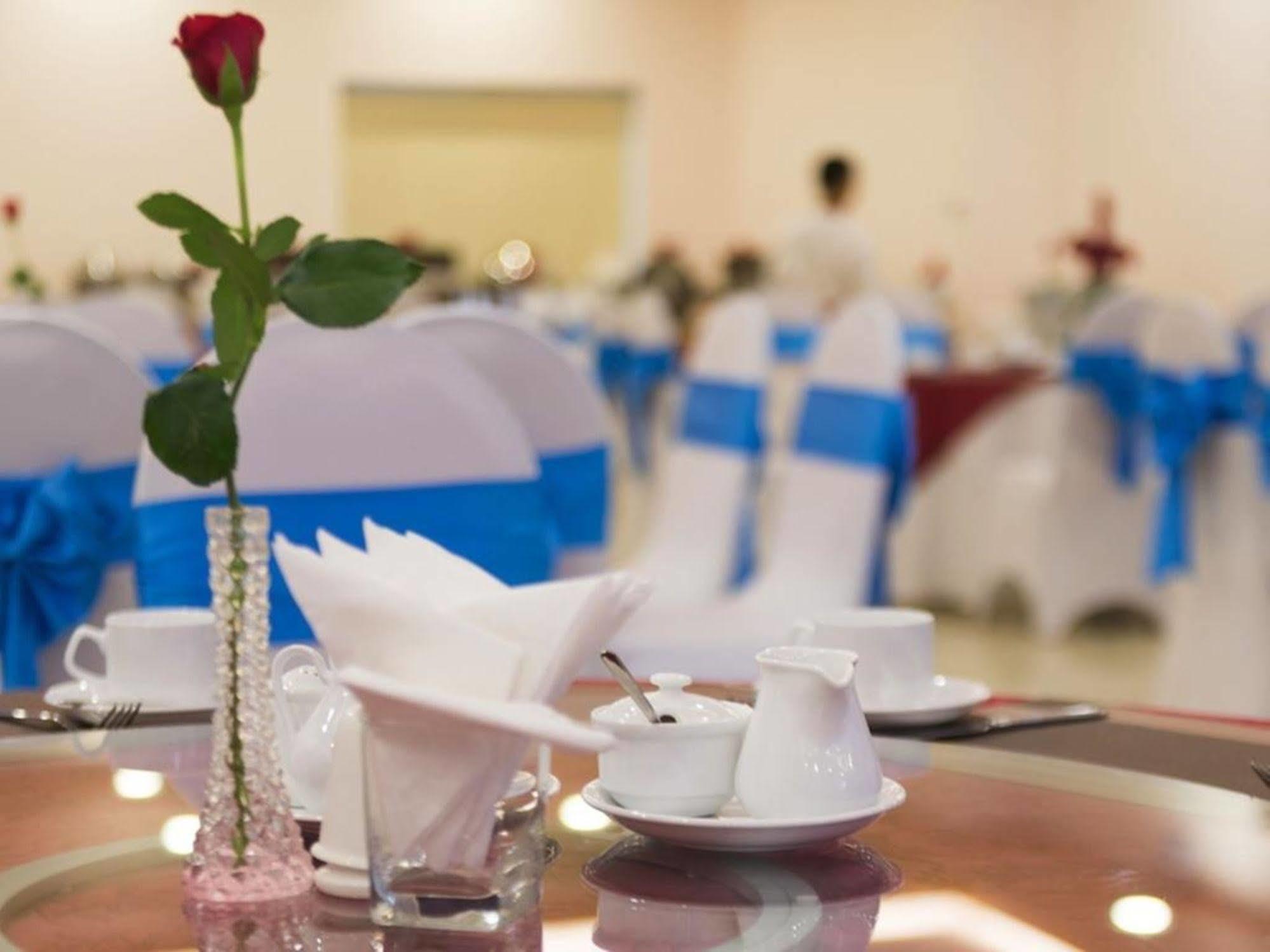 Lam Giang Hotel Vinh Eksteriør billede