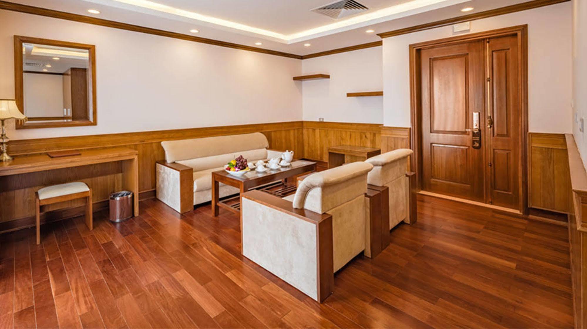 Lam Giang Hotel Vinh Eksteriør billede
