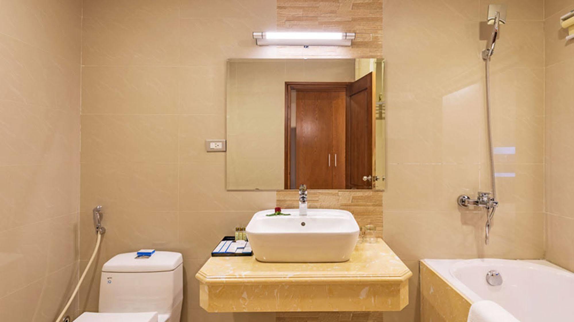 Lam Giang Hotel Vinh Eksteriør billede